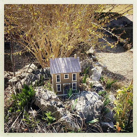 Petit Chalet Pour Amoureux De La Nature Au   domaine De Tara  Chalet